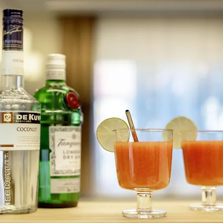 아파트 District Flat