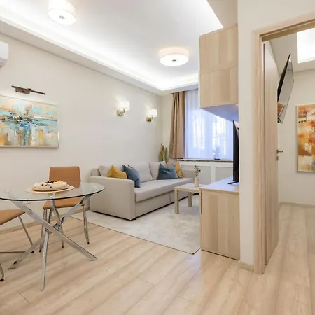 District Flat Budapeşte
