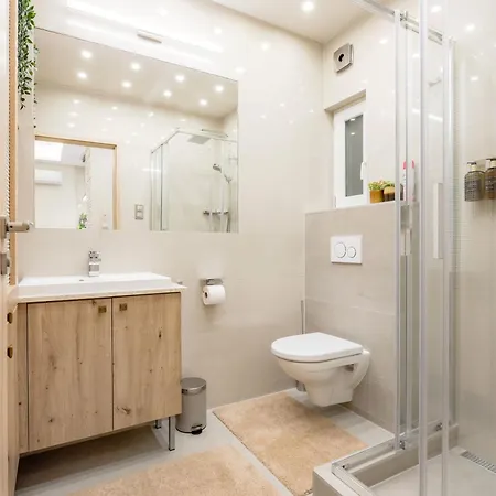 District Flat Апартаменты