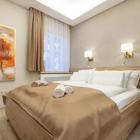 District Flat شقة بودابست